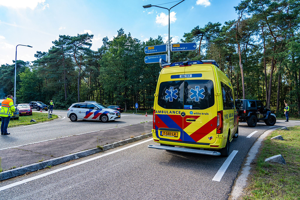 Motor en auto Leuvenumseweg Ermelo