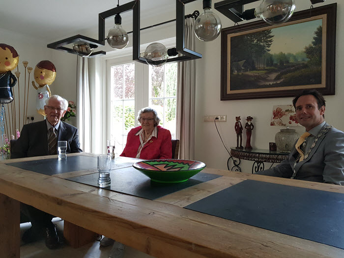 Buidspaar Hendriks Langenhoen 65 jaar getrouwd Harderwijk