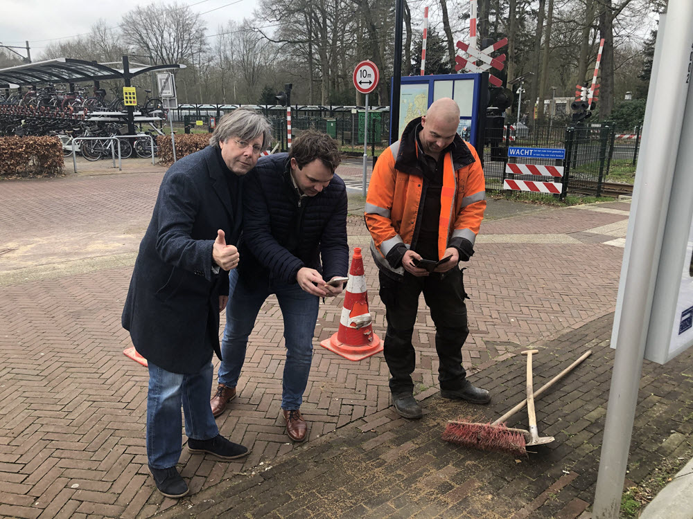 QR stoeptegels met verhalen 50 jaar Ermelo