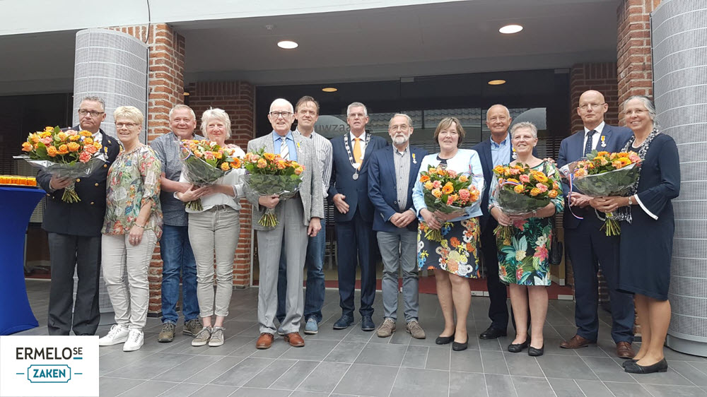 Gedecoreerden met partners gemeente Ermelo 2019