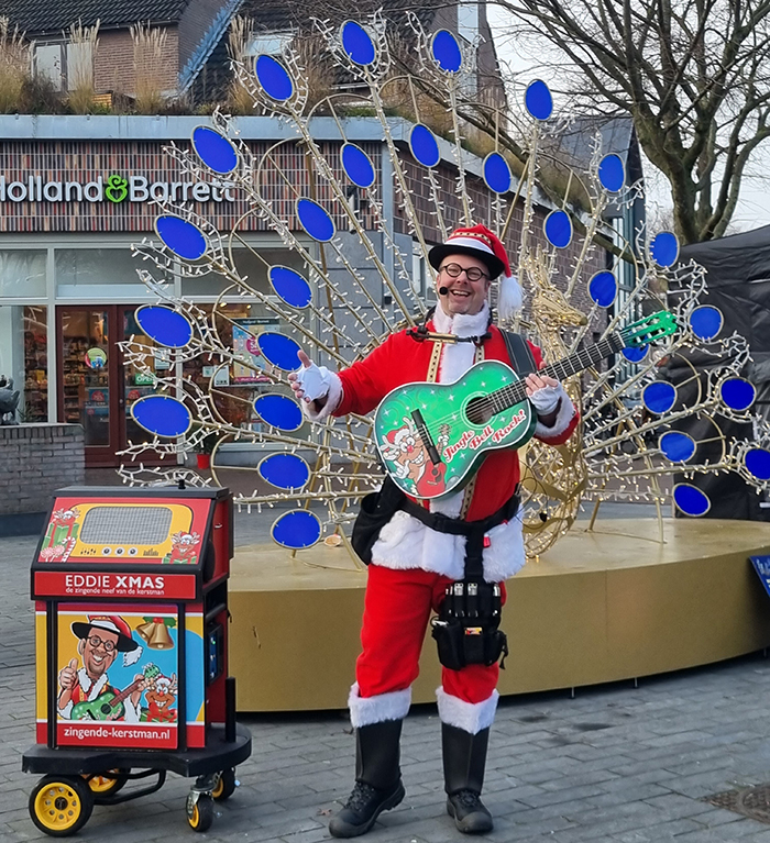Zingende kerstman Kerstmarkt Ermelo