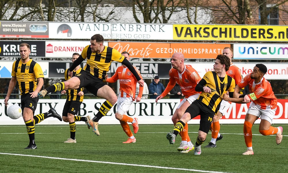 DVS 33 Ermelo tegen TEC