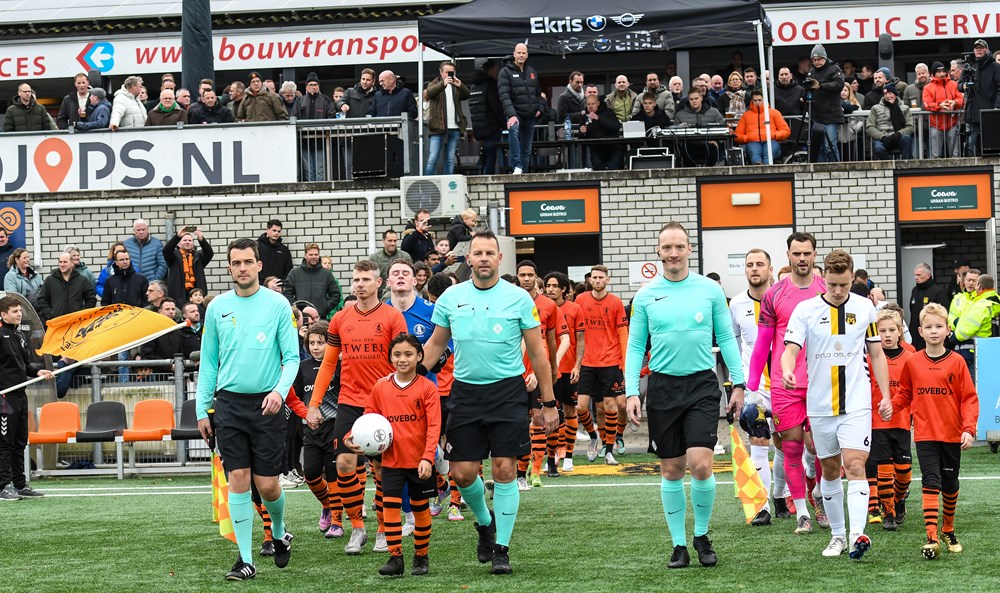 Sparta Nijkerk tegen DVS 33 Ermelo
