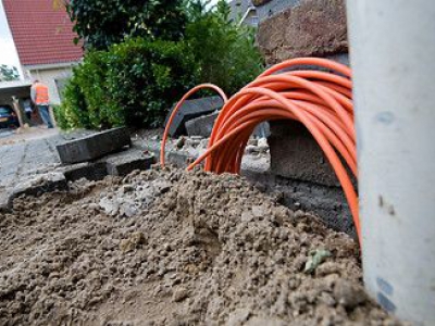 Aanleg glasvezel buitengebied binnenkort van start