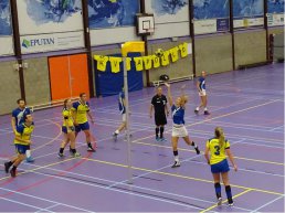 Dindoa wint doelpuntenfestijn in Heerhugowaard tegen Apollo, 25-34 (wedstrijdverslag)