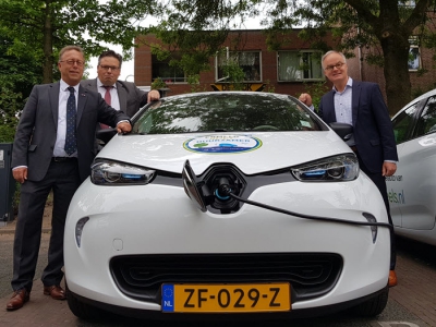 Medewerkers gemeentehuis delen vanaf nu elektrische auto’s