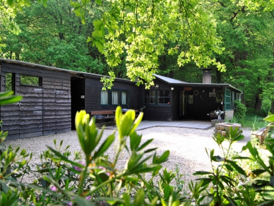 Garderenseweg 210 in Speuld: Bestaande jachthut omgevormd wordt naar een bed & breakfast en museum