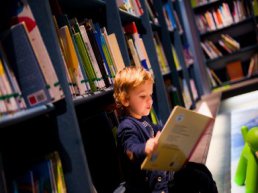 Voorlezen en knutselen in de Kinderboekenweek