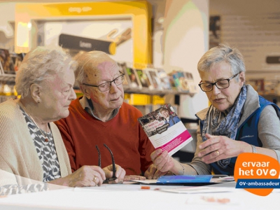 Bent u 55+ en heeft u vragen over reizen met het OV? Kom naar het inloopspreekuur!