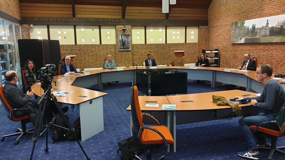 Ermelose raad wil imagoschade herstellen met zelfreflectie en betere samenwerking - Ermelose Zaken