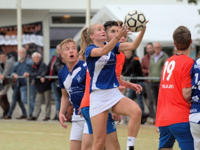 Dindoa snoept eerste punt af van koploper DOS Westbroek (wedstrijdverslag)