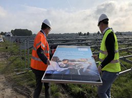 Bouw zonnepark Schaapsdijk in Ermelo feestelijk gestart