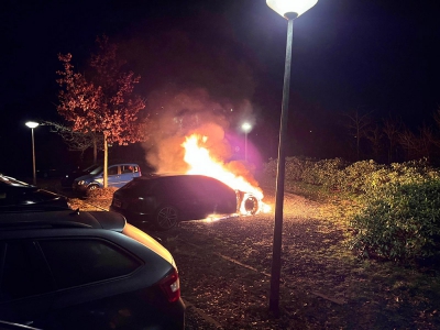 Auto uitgebrand op parkeerplaats in Ermelo