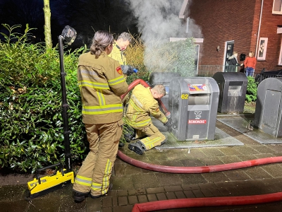 Ondergrondse containerbrand aan de Wethouder Rikkerslaan in Ermelo