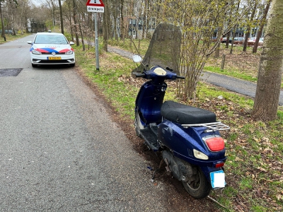 Ongeval tussen scooter en auto bij Groevenbeek in Ermelo