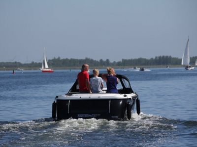 Avontuur op het water, huur een sloep!