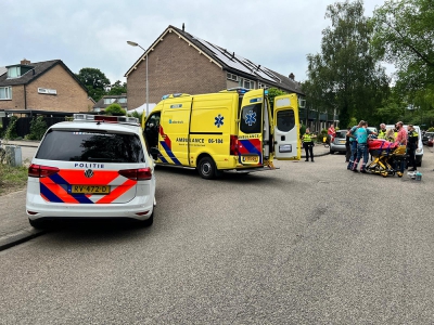 Aanrijding tussen een fietser en een auto op de Reigerstraat in Ermelo