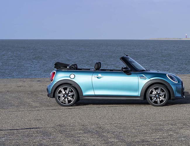 Ekris Nijkerk MINI: Mini brengt jou naar de seaside