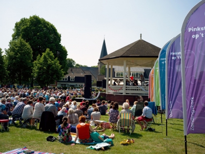 12 Ermelose kerken organiseren Pinksterfeest op ’t Weitje in Ermelo