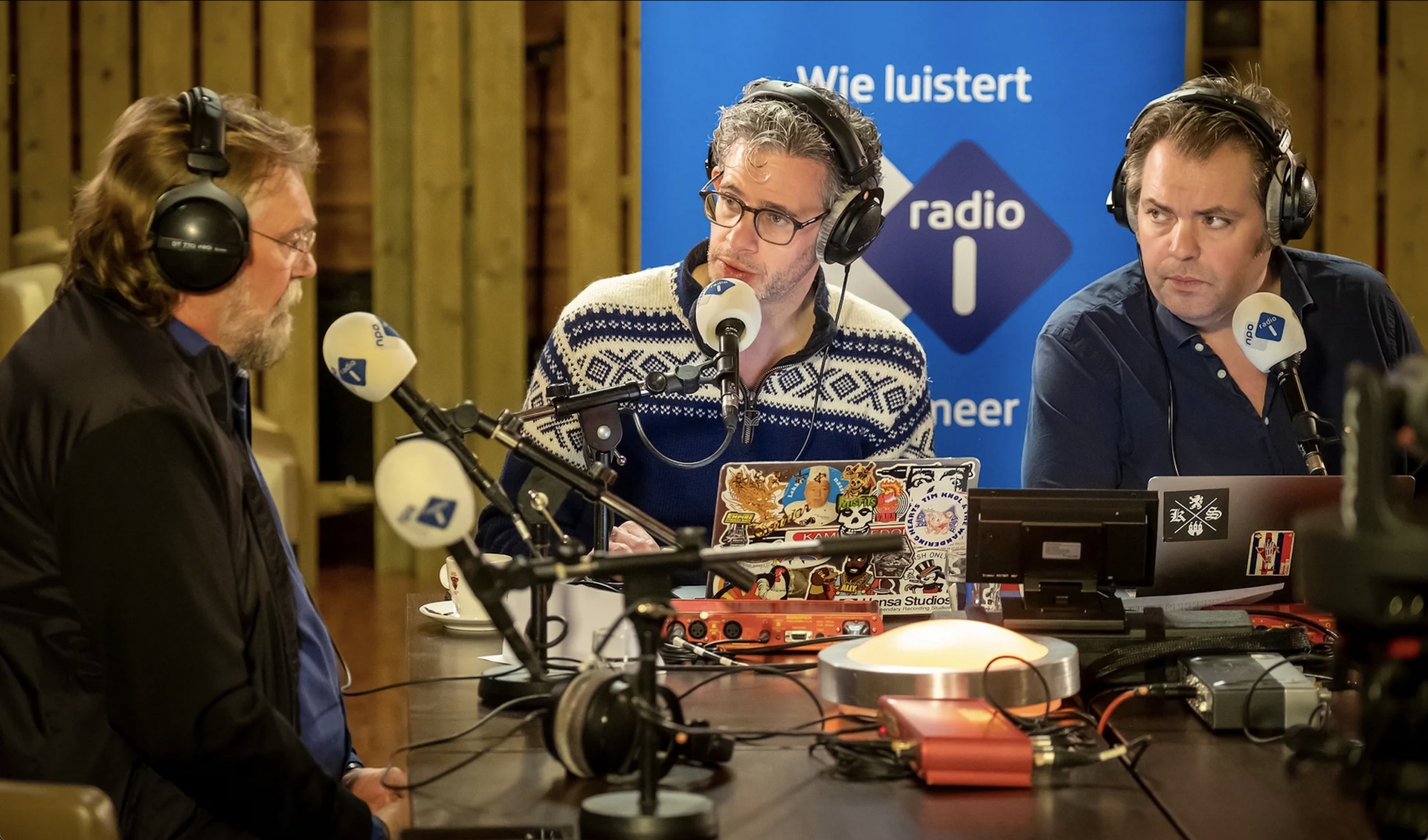 Dijkstra & Evenblij Ter Plekke zondag live vanuit De Dorpskamer in