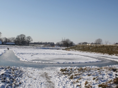 Gladheid bestrijden: strooien en zoutkisten