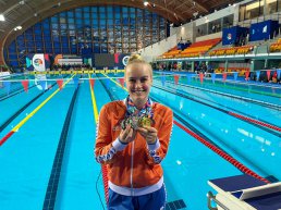 Twee Europese titels zwemster Lisa Kruger