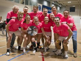 Euforisch Dindoa na spannende kampioenskraker (wedstrijdverslag)