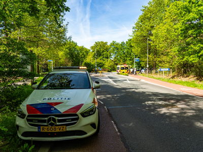 Fietser gewond bij aanrijding op rotonde in Ermelo