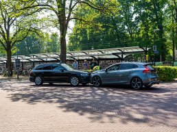 Korte achtervolging eindigt in crash en arrestatie voor station Ermelo