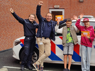 Jens en Amy gehuldigd als ‘Cyber Agents’ van Ermelo