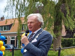Harderwijkse Burgemeester Joon doet aangifte van lekken vertrouwelijke informatie tijdens zoektocht naar AZC-locatie