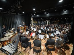 Luid het nieuwe jaar muzikaal in met de Regioharmonie in De Roef