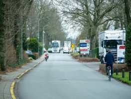 Van bezorgde ouder tot raadslid: veilig fietsen is niet tussen vrachtwagens door
