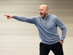 Unitas verlengt contract hoofdtrainer Erik van Brenk