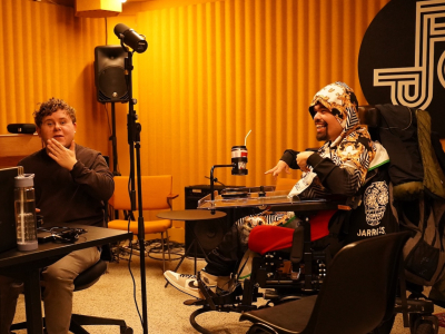 Bewoners &rsquo;s Heerenloo maken muziek bij Popschool Harderwijk dankzij bijdrage