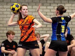 Unitas houdt lang stand tegen KZ maar buigt in slotfase 