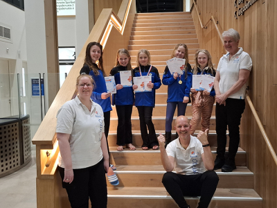 Diploma&rsquo;s synchroonzwemmen behaald &ndash; nieuwe startersgroep start 31 maart &ndash; OCTS nieuwe sponsor trainingsvesten