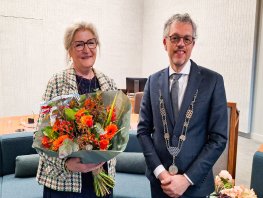 VVD Ermelo bedankt Herma van der Weide voor jarenlange inzet