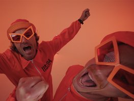Nieuwe Hit In Alle Staten van Mannen in de olie gelanceerd ter ere van het Wereldkampioenschap Voetbal 2026