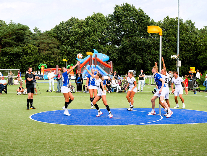 Dindoa wint derby van De Meeuwen