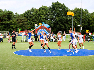 Dindoa wint derby van De Meeuwen