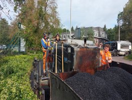 Horsterweg krijgt als eerste weg in Ermelo duurzaam grasfalt